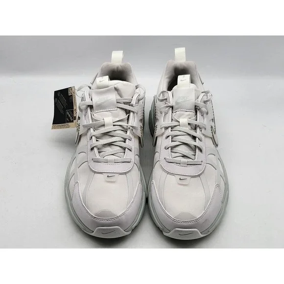 Nike Defy All Day Gore-Tex Women's Sneakers Walking Shoes Light Orewood Brown - Picture 2 of 11